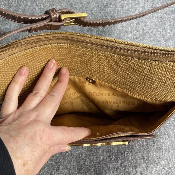 VTG Etienne Aigner Shoulder Bag Purse Handbag Satchel 12 X 10‎ Tan Faux Leather - Picture 6 of 16
